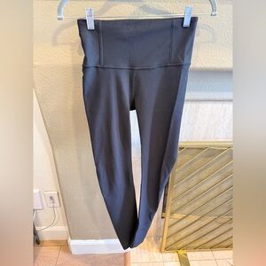 Lululemon NWOt Black High-Waisted size 6